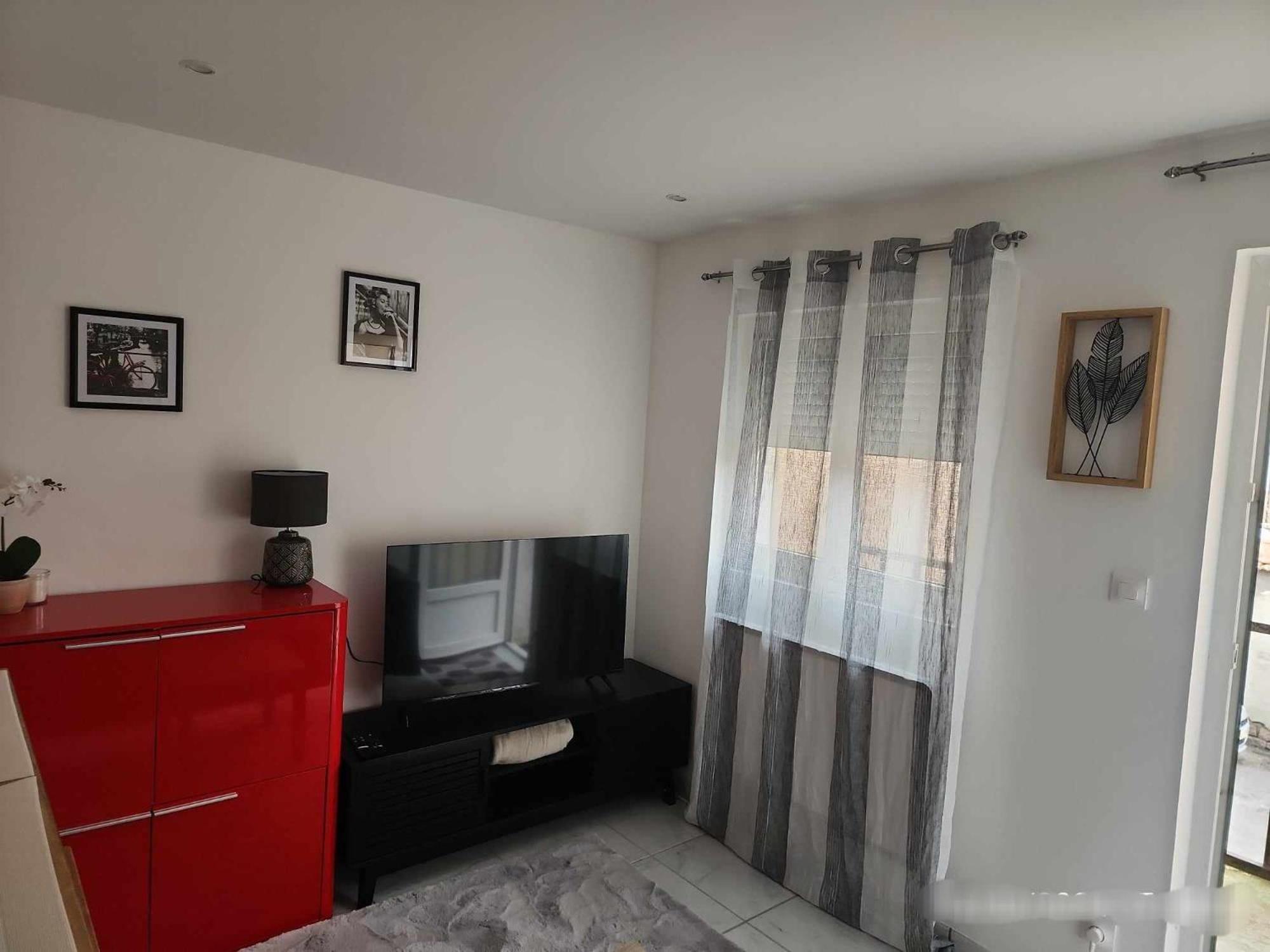 Agreable T2/Centre-Ville *10 Min Gare* Bourgoin-Jallieu Dış mekan fotoğraf